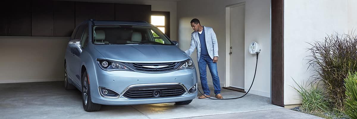 Charging Chrysler Pacifica Hybrid