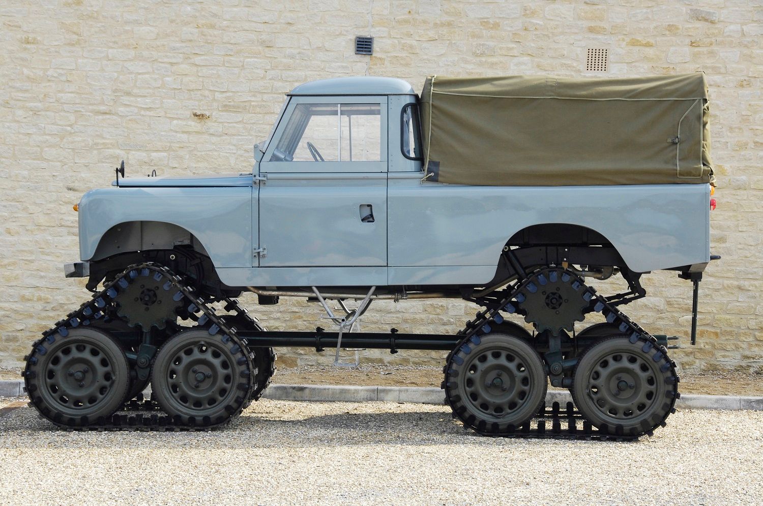Cuthbertson Tracked Land Rover.