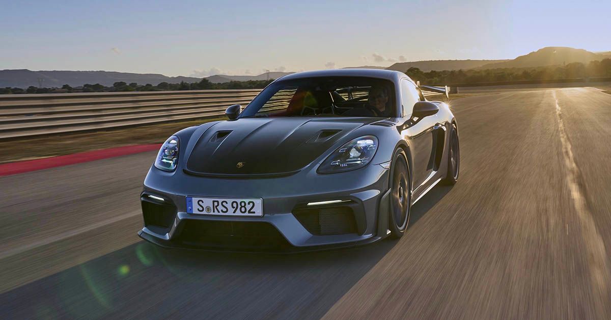 Porsche 718 Cayman GT4 RS On Track In Action