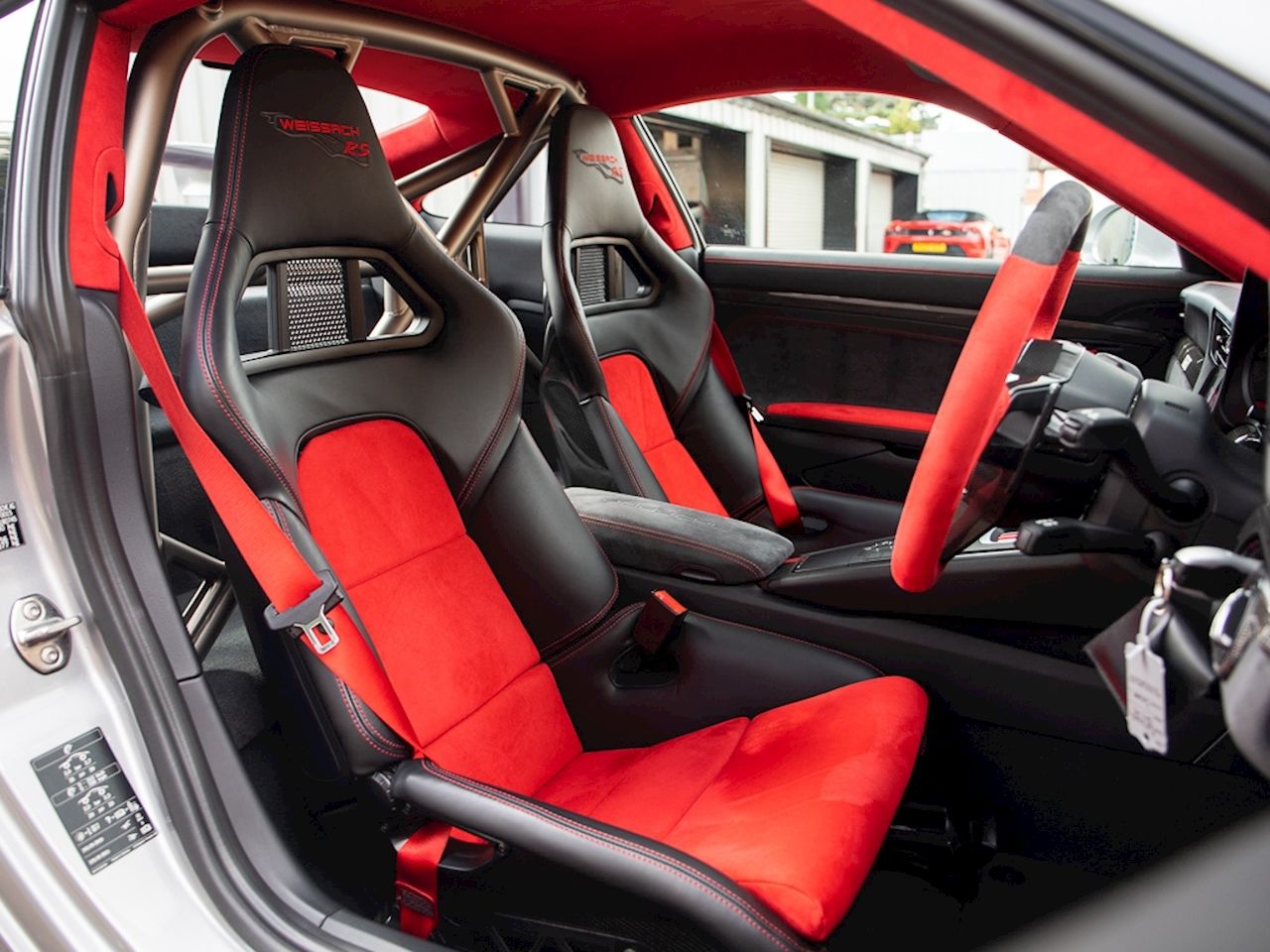 the Porsche 911 GT2 RS has an Exquisite Interior.