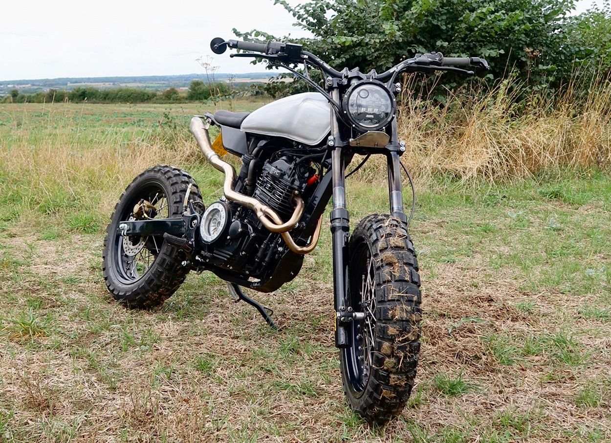 Honda-SLR650-Scrambler-9