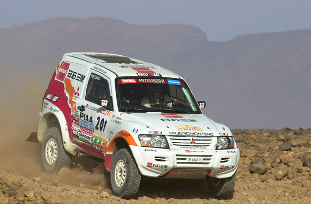 Mitsubishi Montero Dakar Rally 