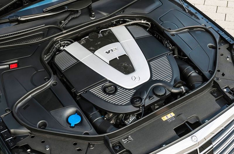 Mercedes Benz S-Class Engine