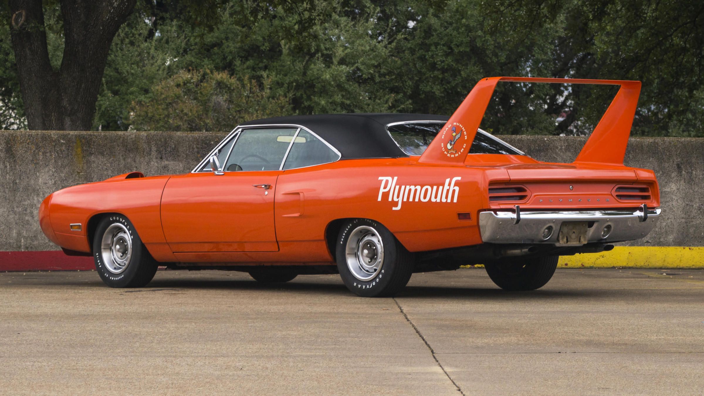 Plymouth-Superbird-1 