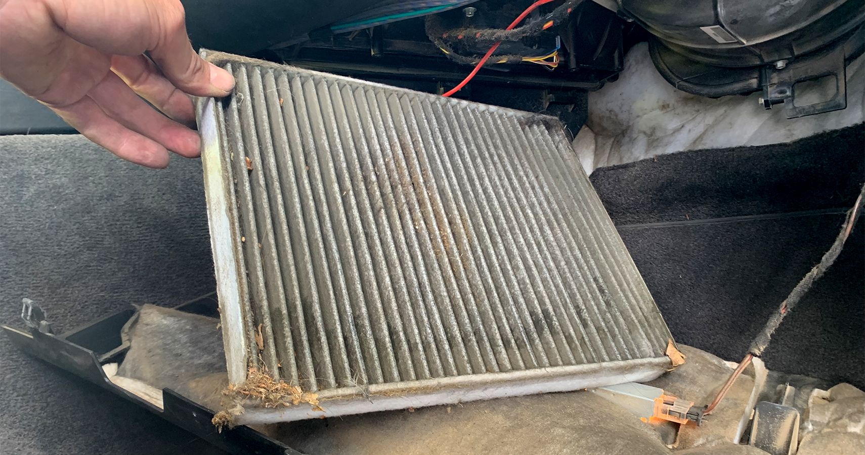 Porsche Cayenne Project How To Replace The Engine And Cabin Air Filters