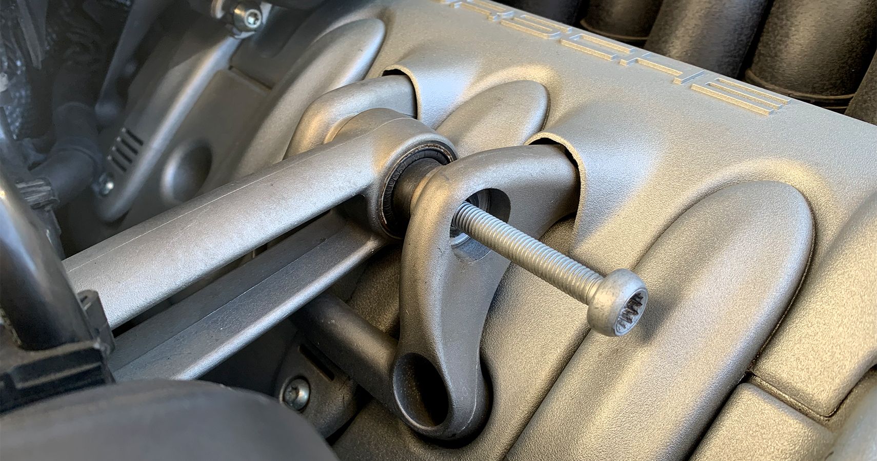 Porsche Cayenne Torque Arm Engine Mount 5