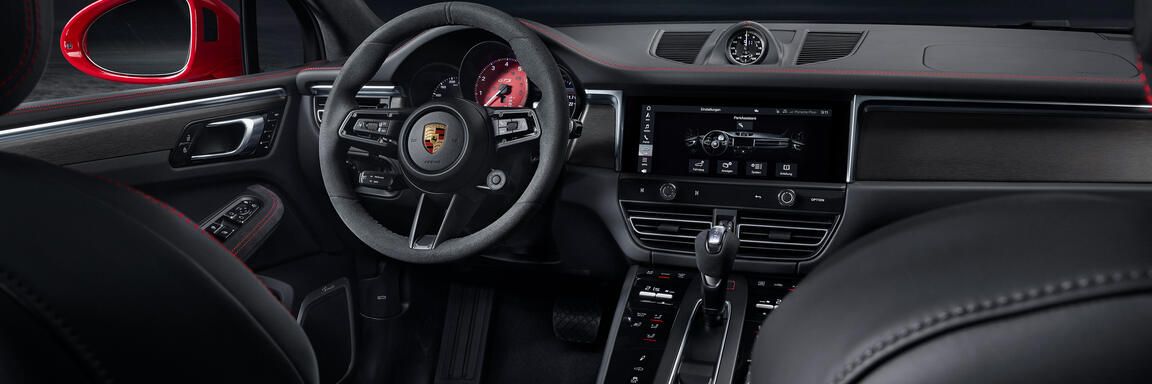 Porsche Macan GTS Dashboard