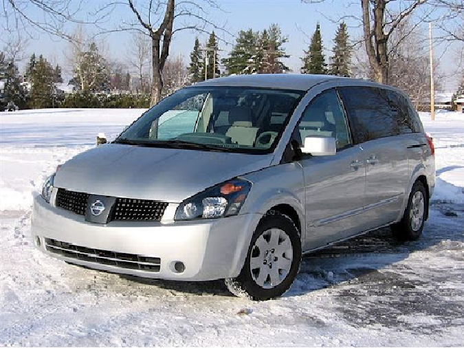 The Nissan Quest, 2004, out in the snow
