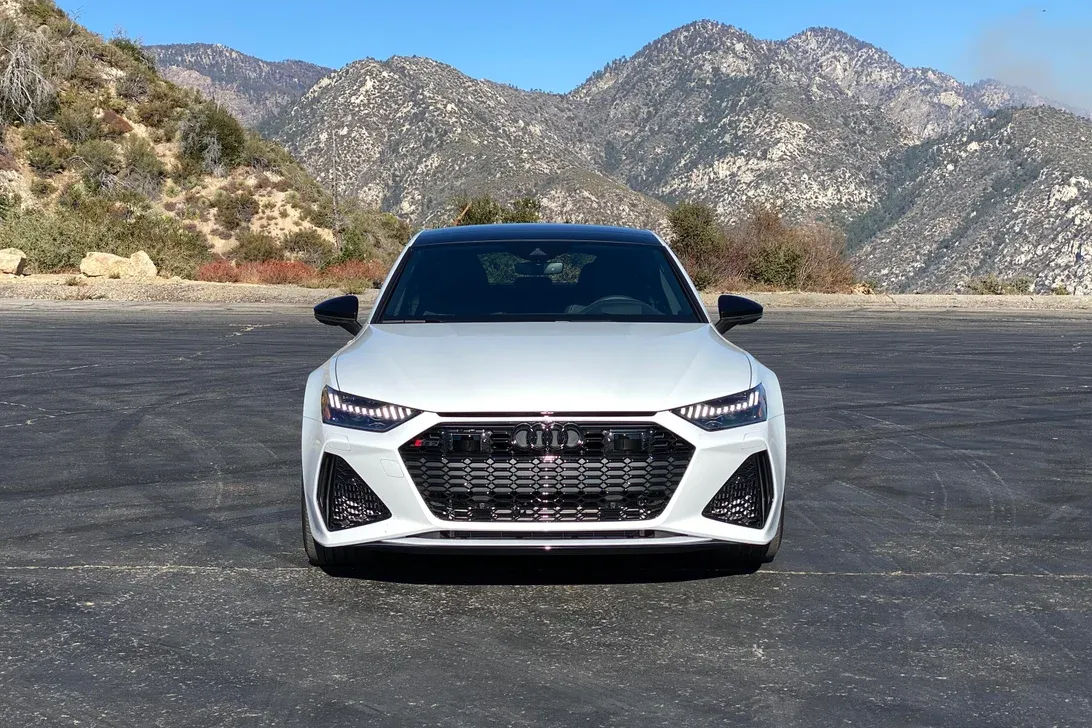The 2021 Audi RS7's Front View