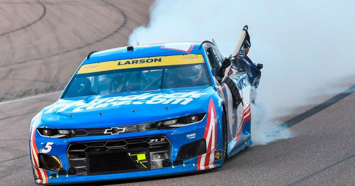 Kyle Larson 2021 NASCAR Champion Featured Image