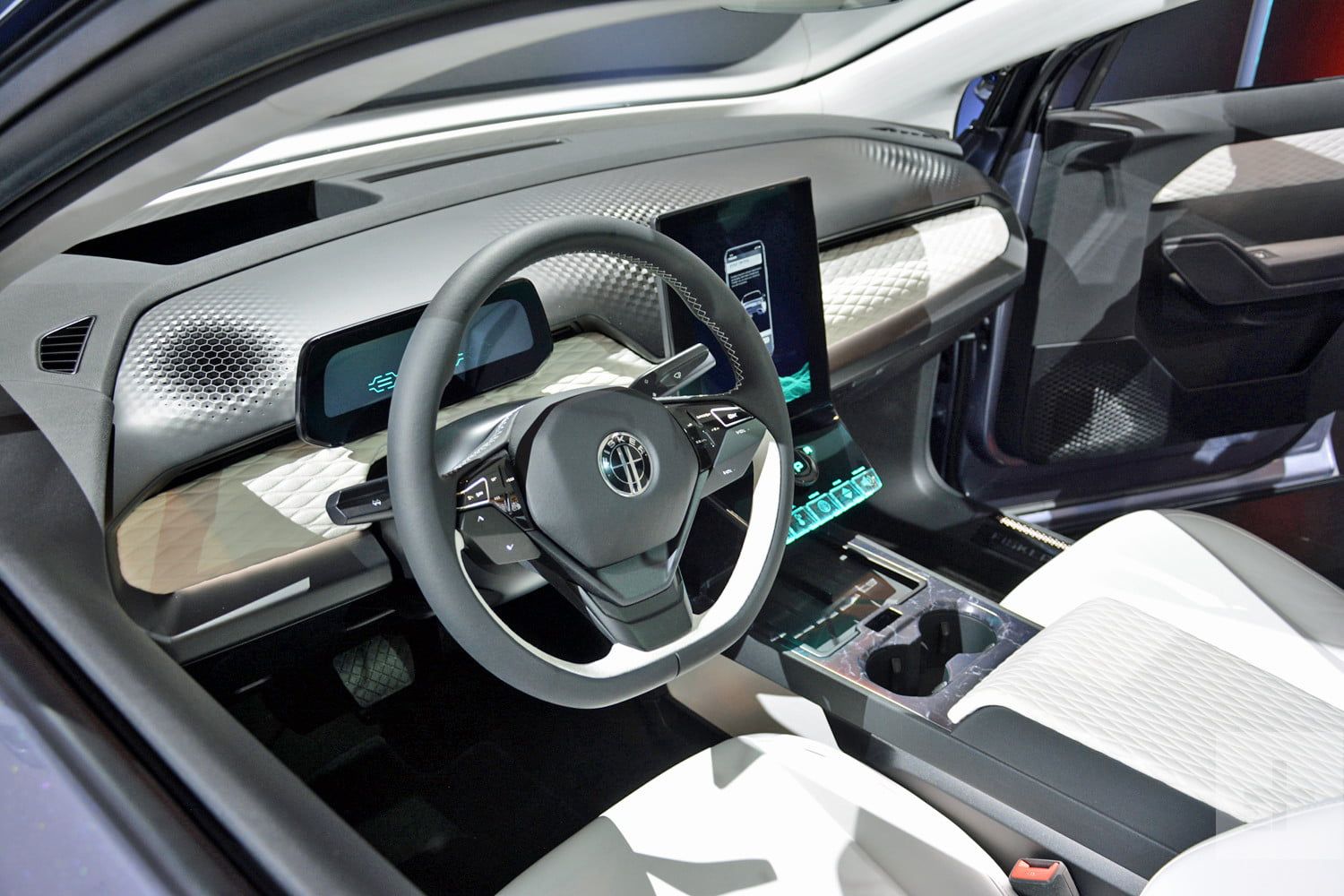 the Ocean Electric SUV  has incredible infotainment system