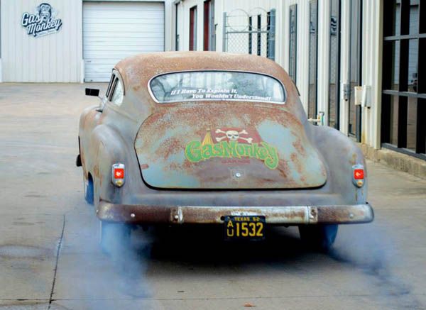Rusted 1952 Chevrolet Fleetline