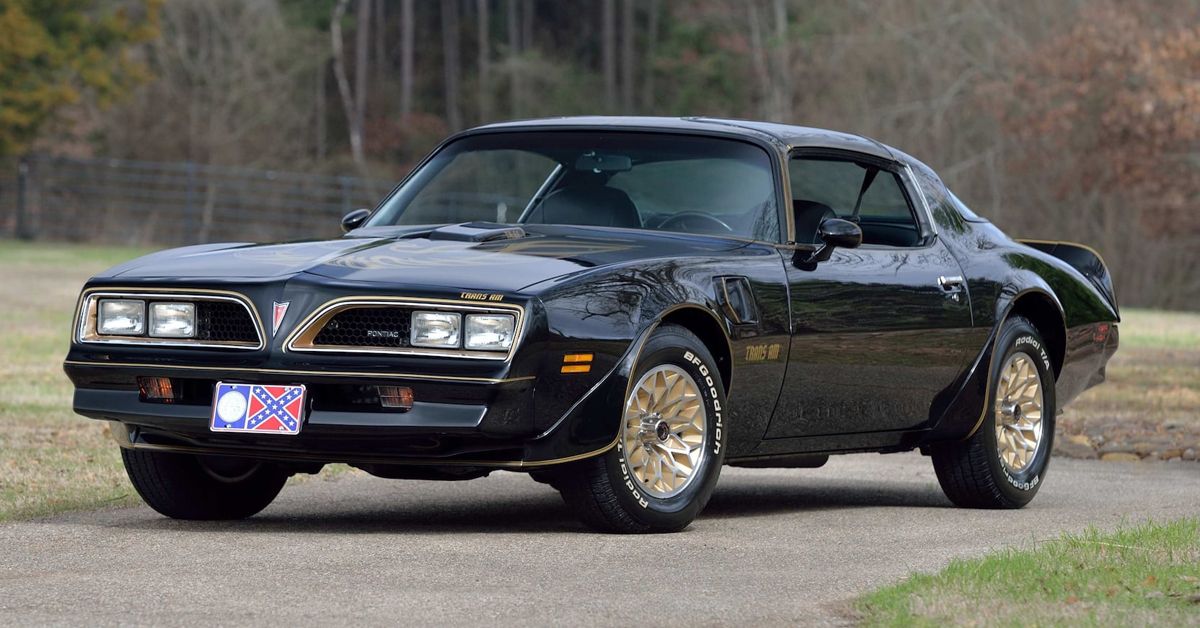 Here's What We Love About The 1977 Pontiac Trans Am