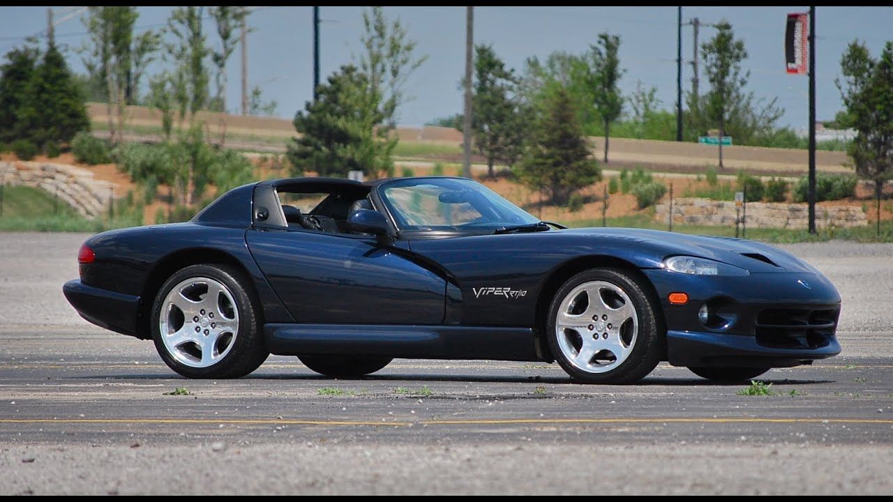 1996 Dodge Viper RT.