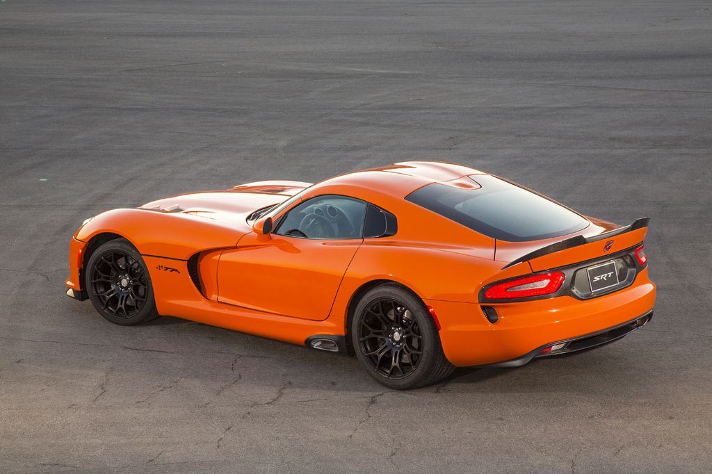 2014-Dodge-Viper-SRT-TA-1