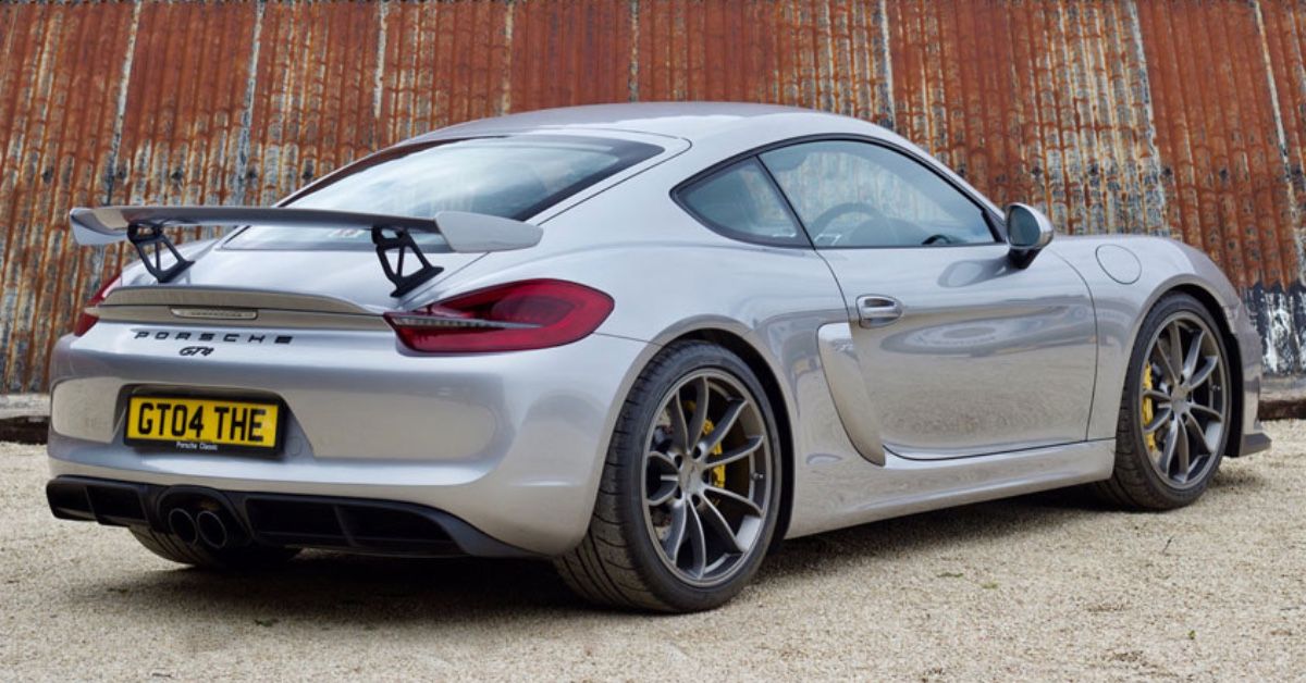 this-is-how-much-a-2016-porsche-cayman-gt4-costs-today