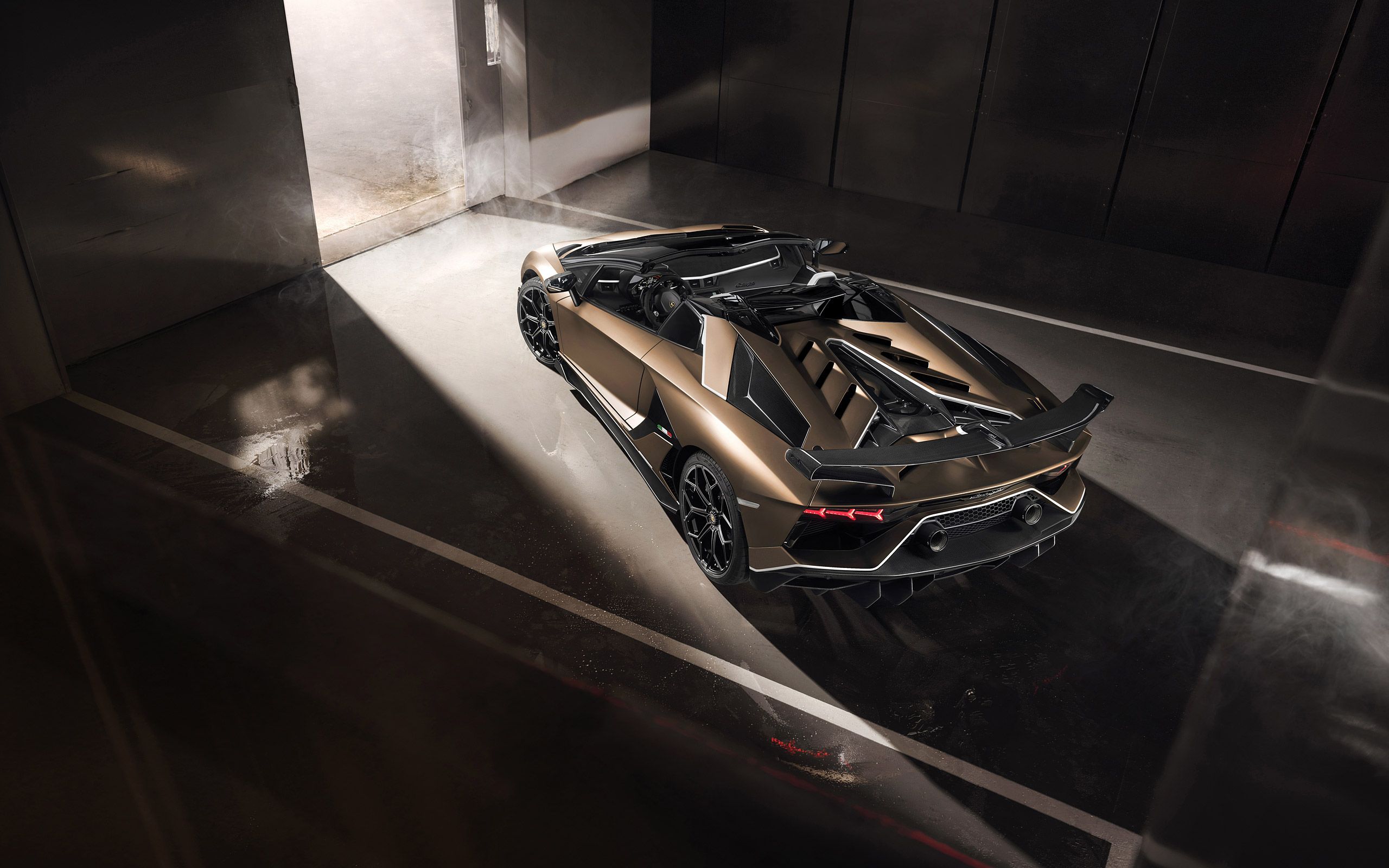 2020-Lamborghini-Aventador-SVJ-Roadster