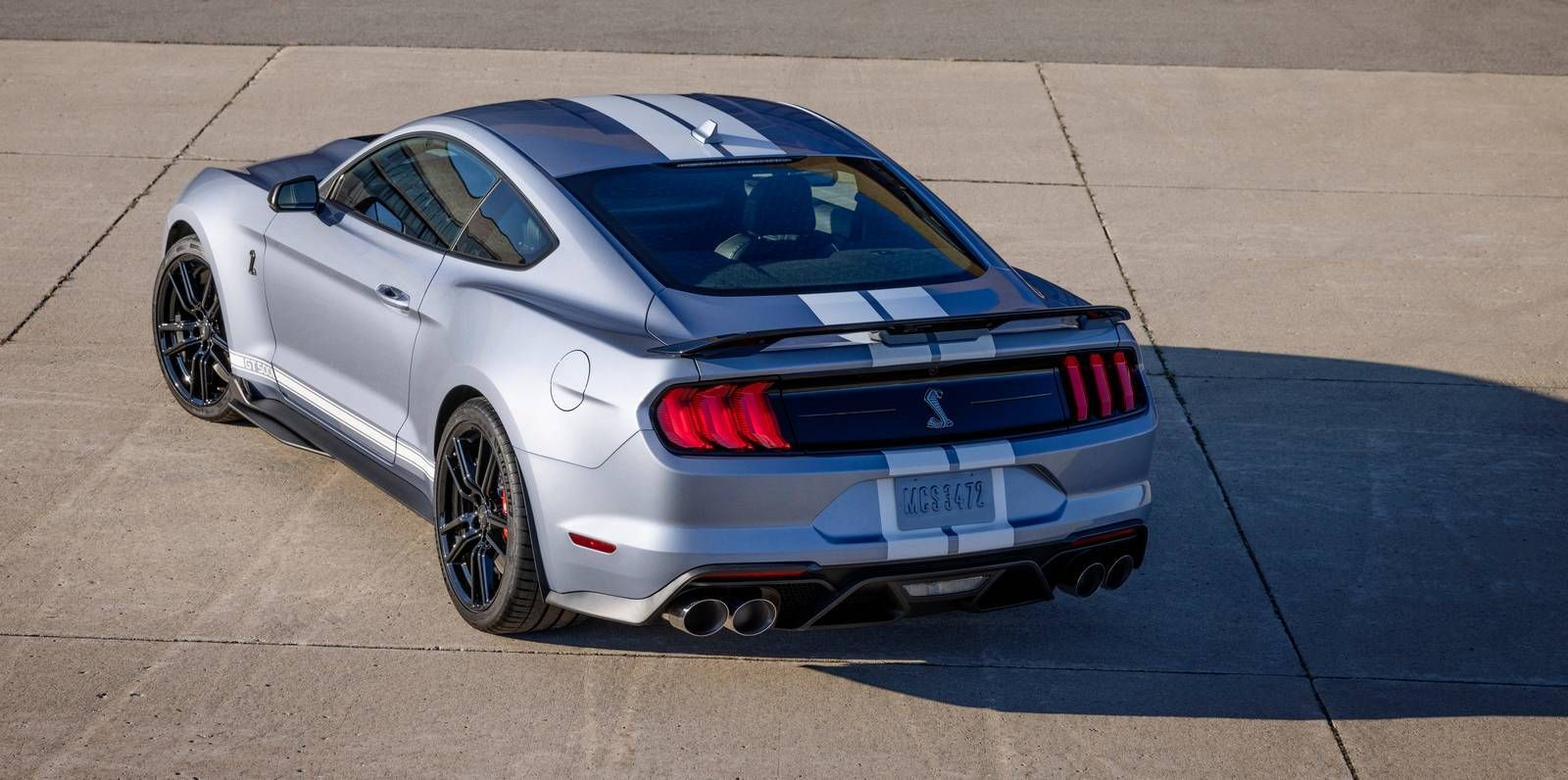 2022 Ford Mustang Shelby GT500, back view