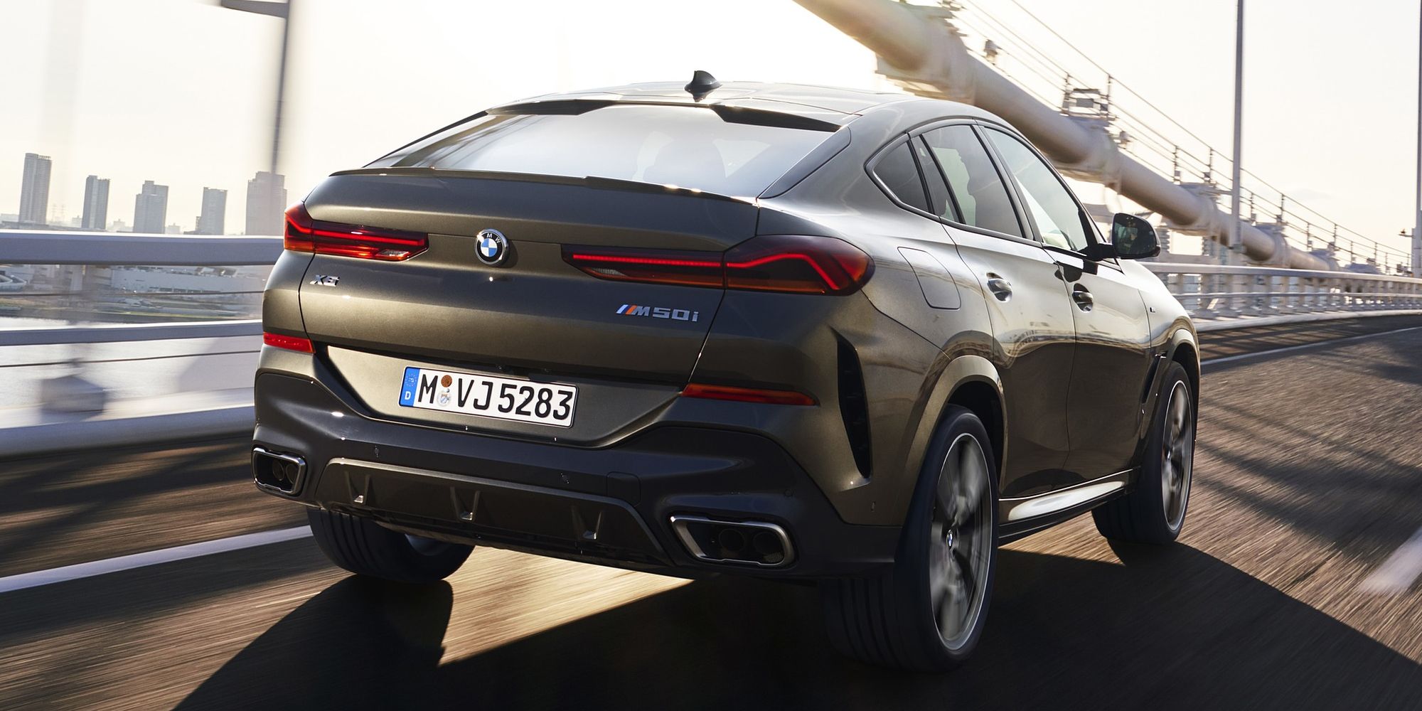 The rear of the BMW X6