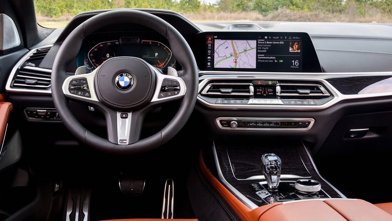 BMW-X7 Interior