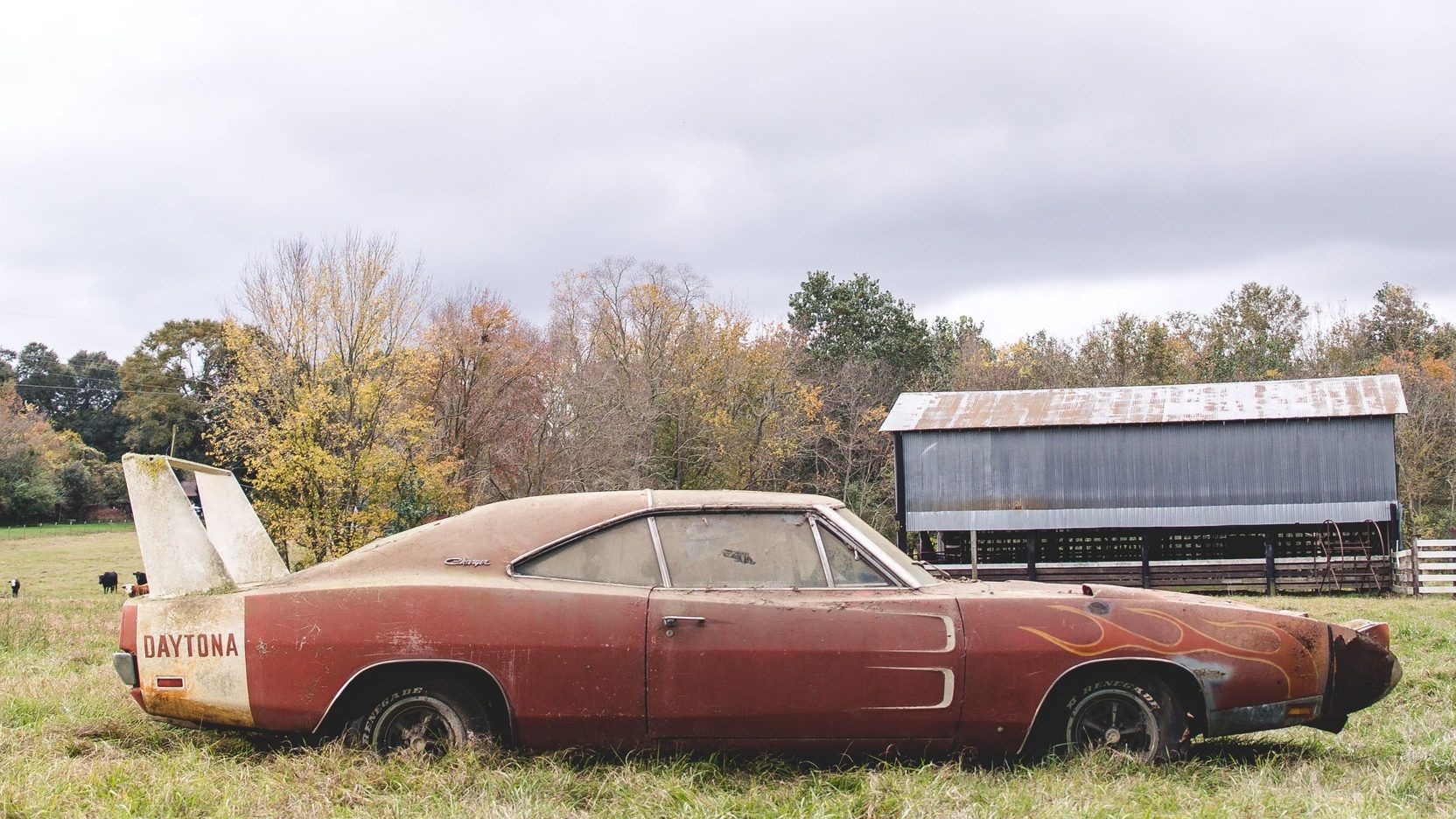 11 Coolest Vintage Cars Discovered In Barns (And How Much They're Worth