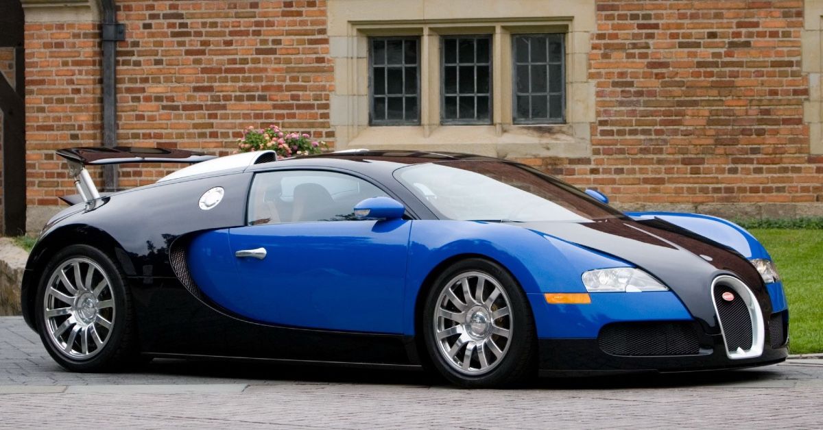 Bugatti Veyron 16.4 Front 3/4 view