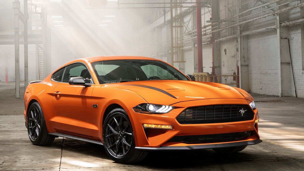 Ford-Mustang_EcoBoost_High_Performance_Package