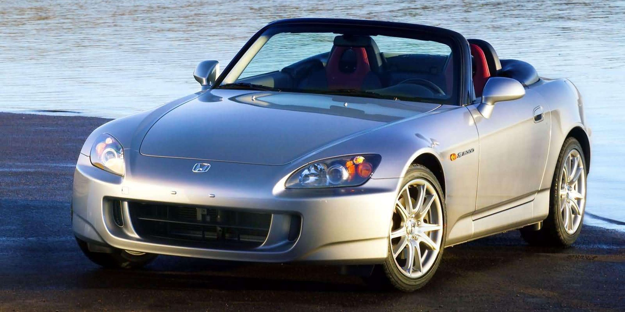 The front of a silver AP2 S2000