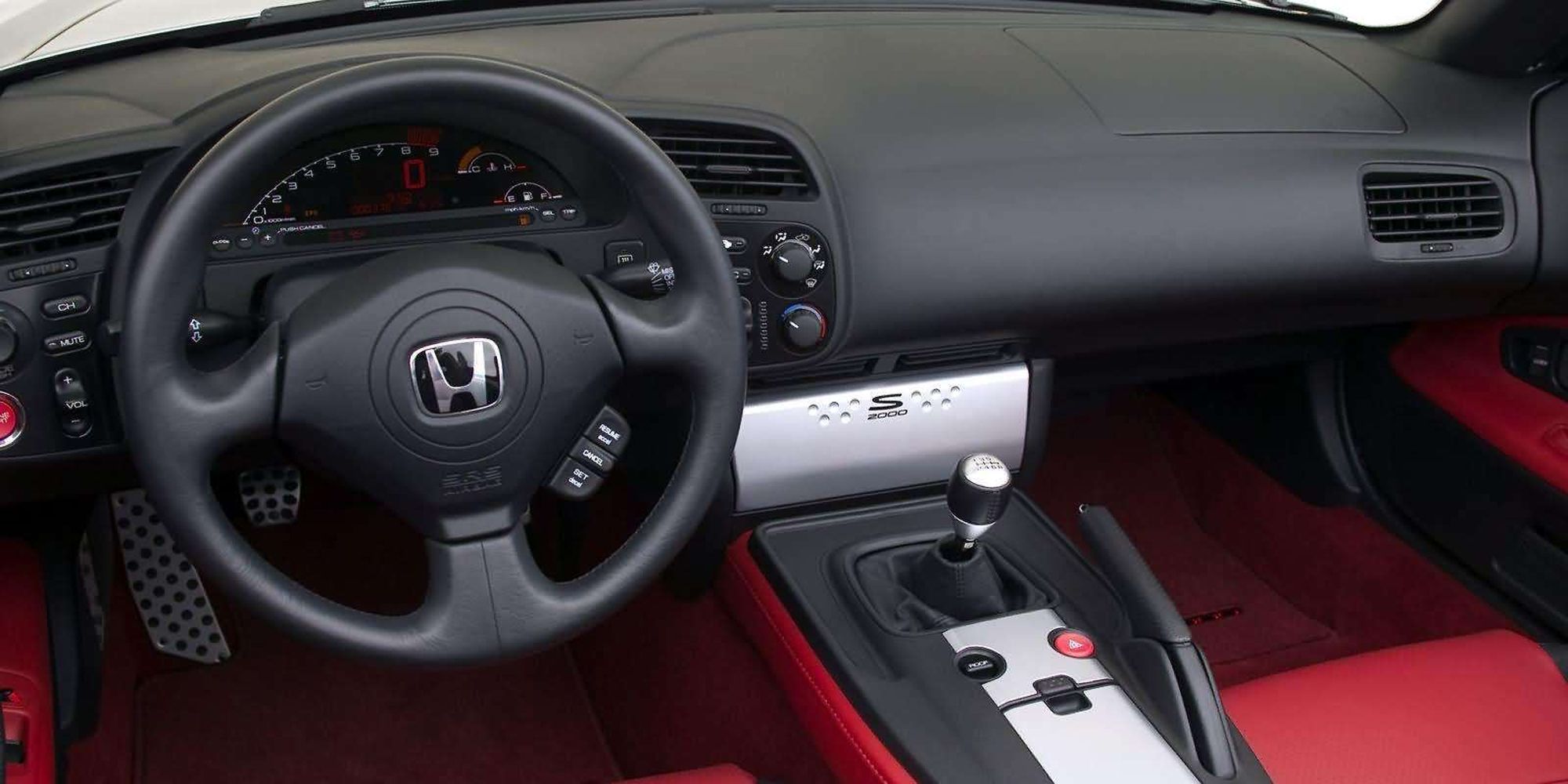The interior of the AP2 S2000
