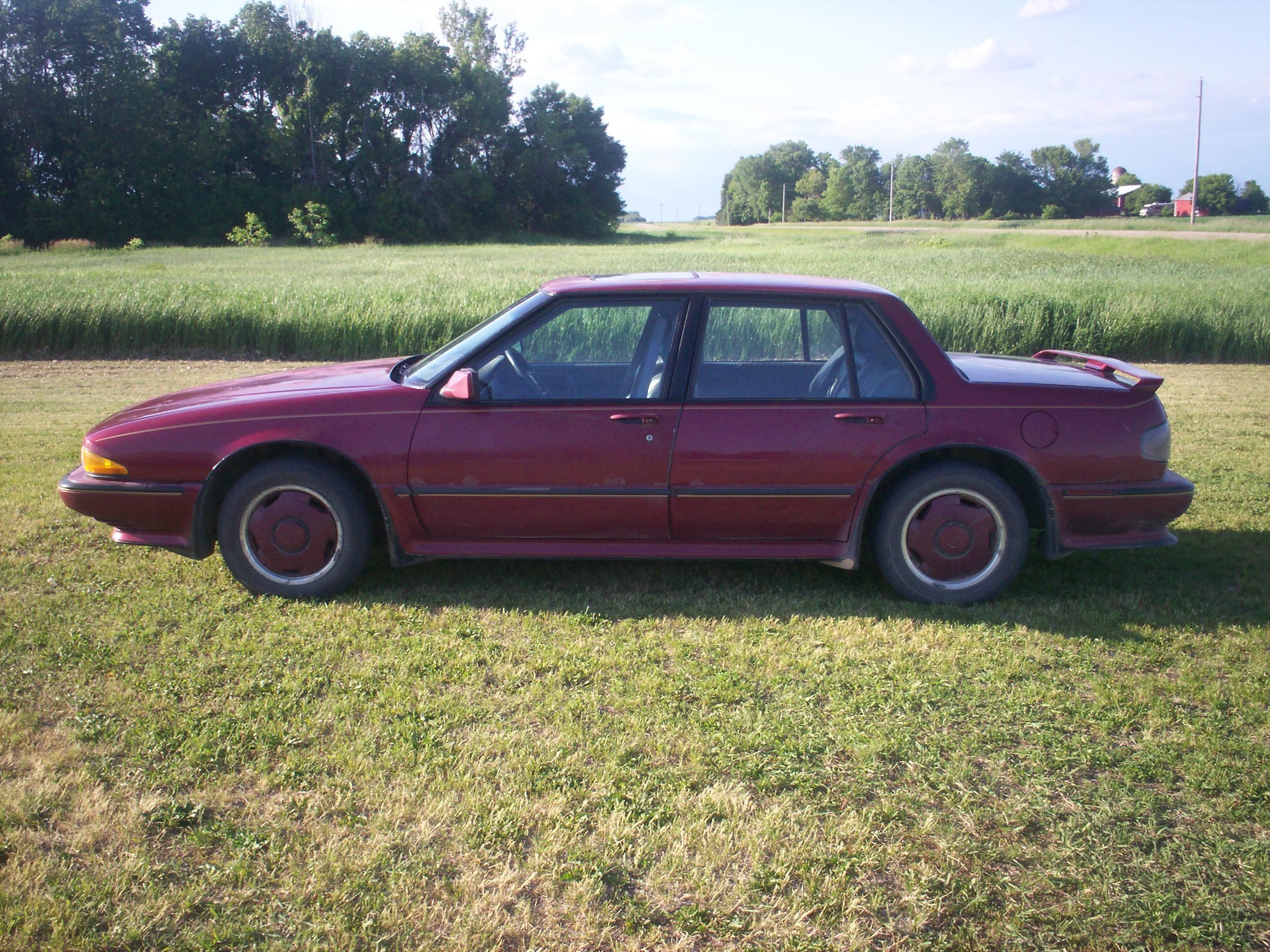 Pontiac Bonneville 1988 Via MOMENTcar