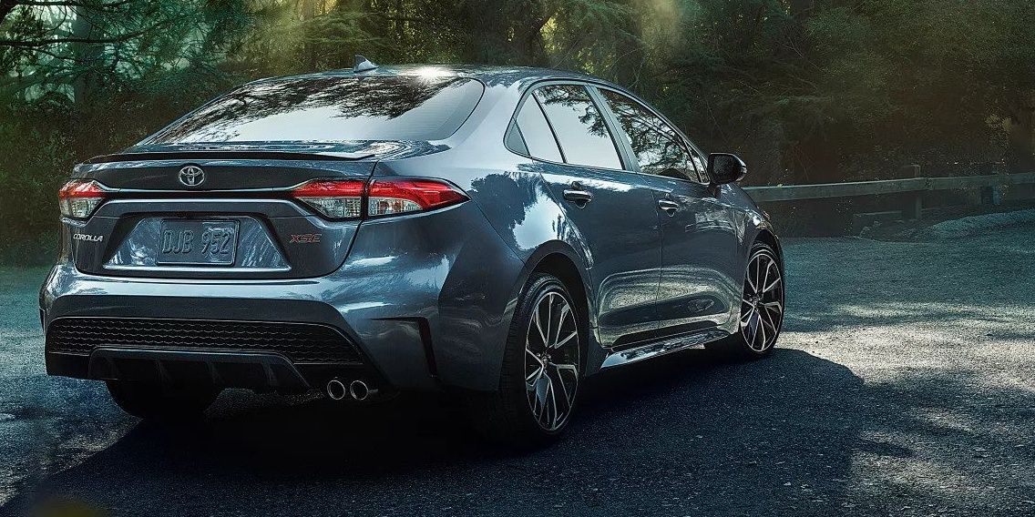 Toyota Camry Vs Corolla Here's How The Two Models Compare