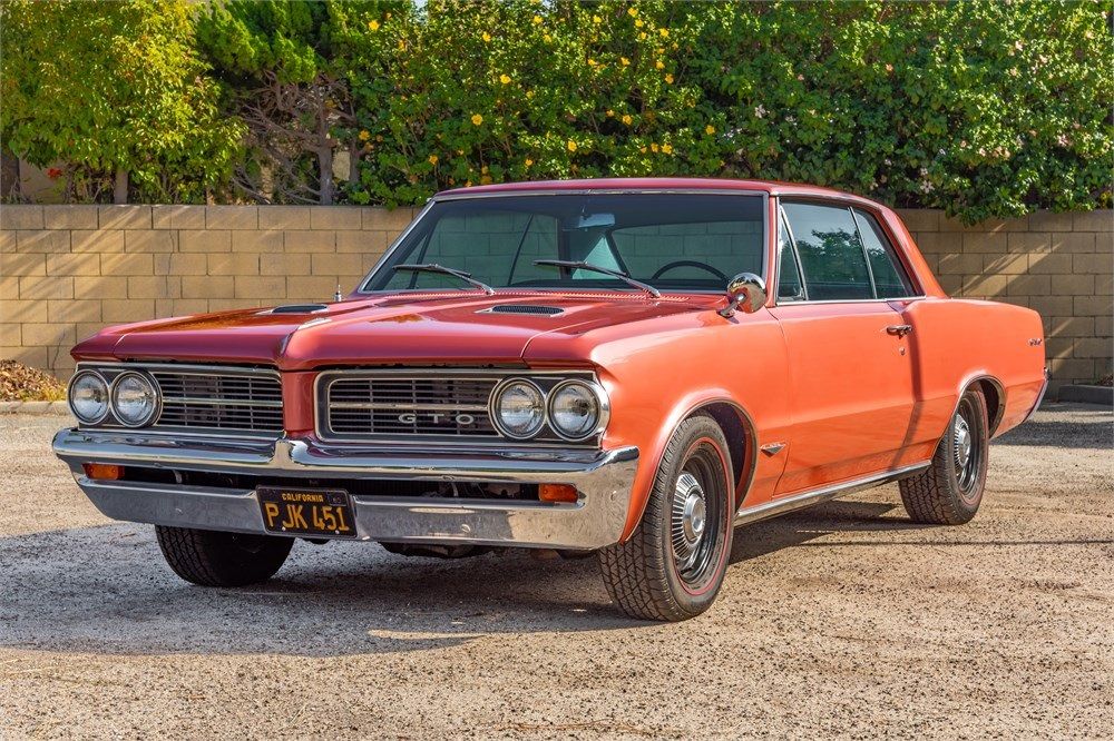 Auction Dilemma: Chevrolet Chevelle SS Vs Pontiac LeMans GTO