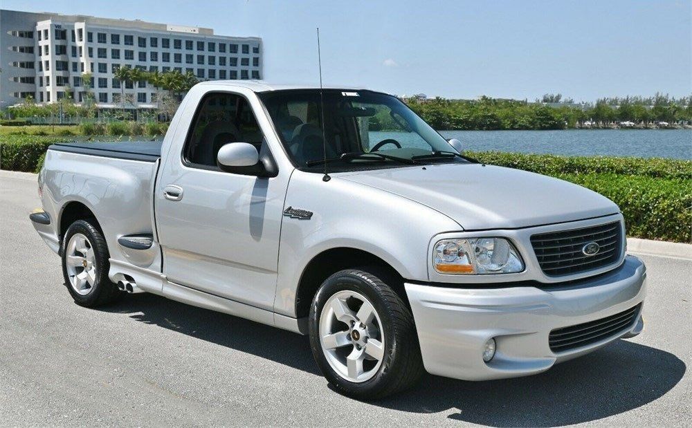 Auction Dilemma: Dodge Ram SRT-10 Vs Ford Lightning SVT