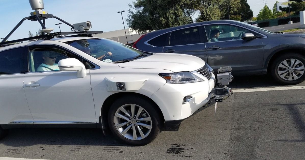 Apple Tests On Lexus SUVs