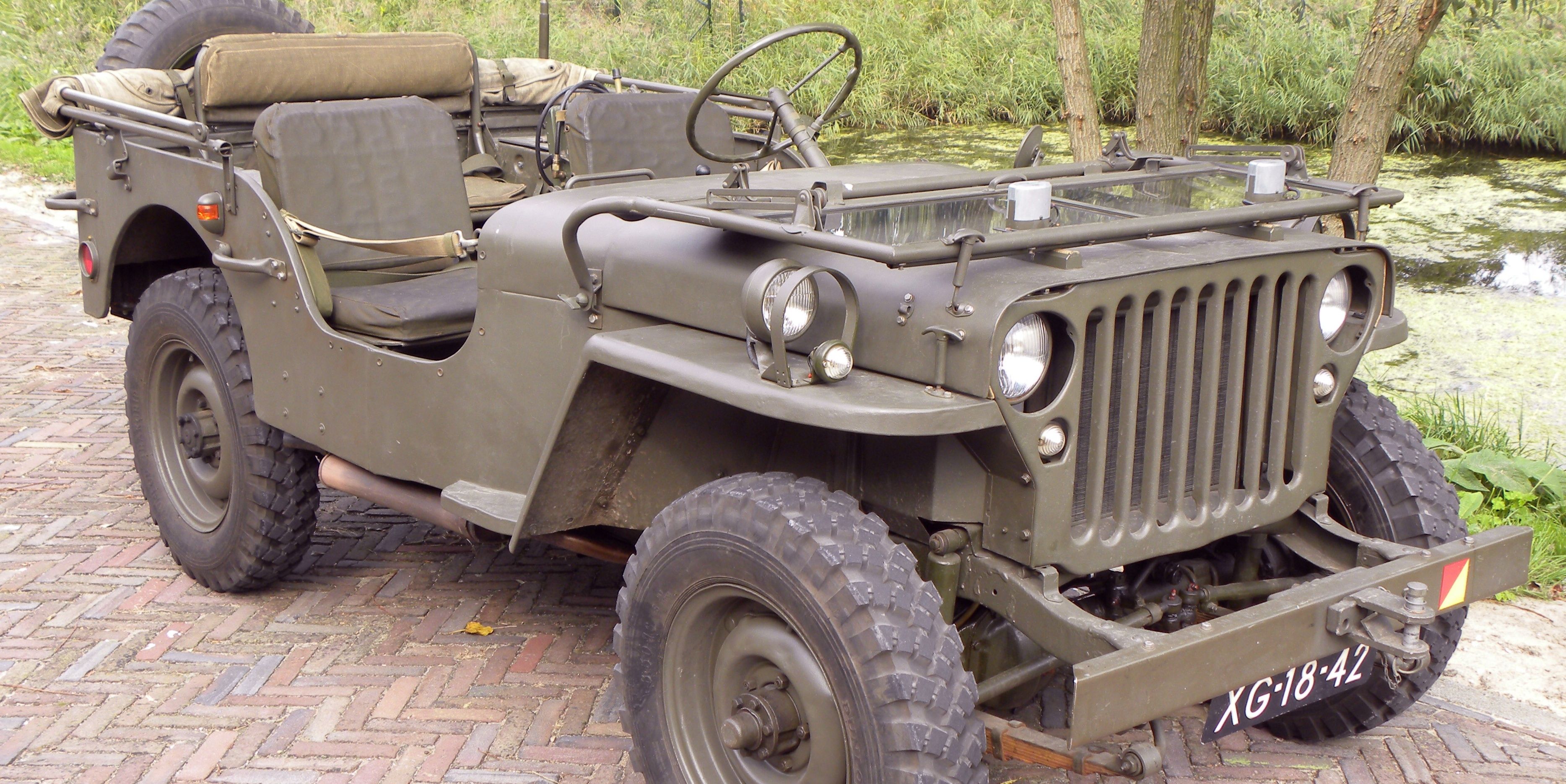 1943 Jeep Willys Cropped