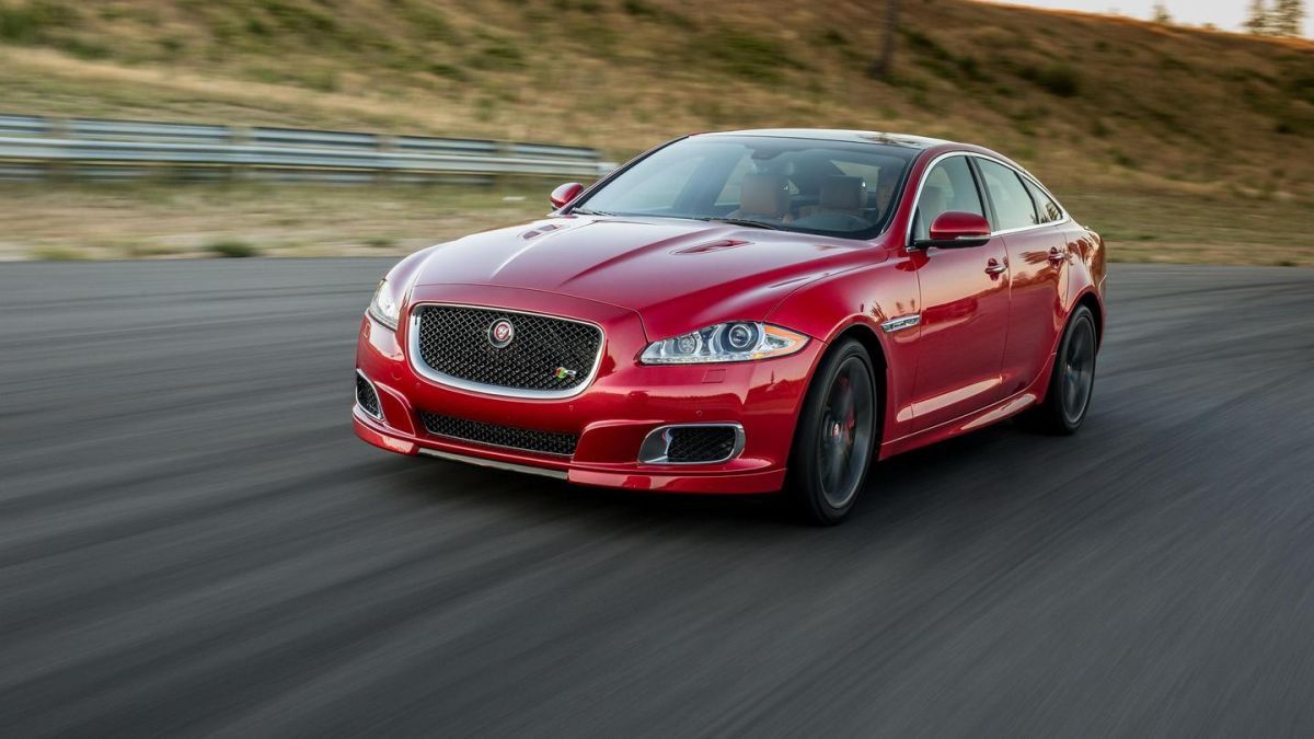 Red 2013 Jaguar XF