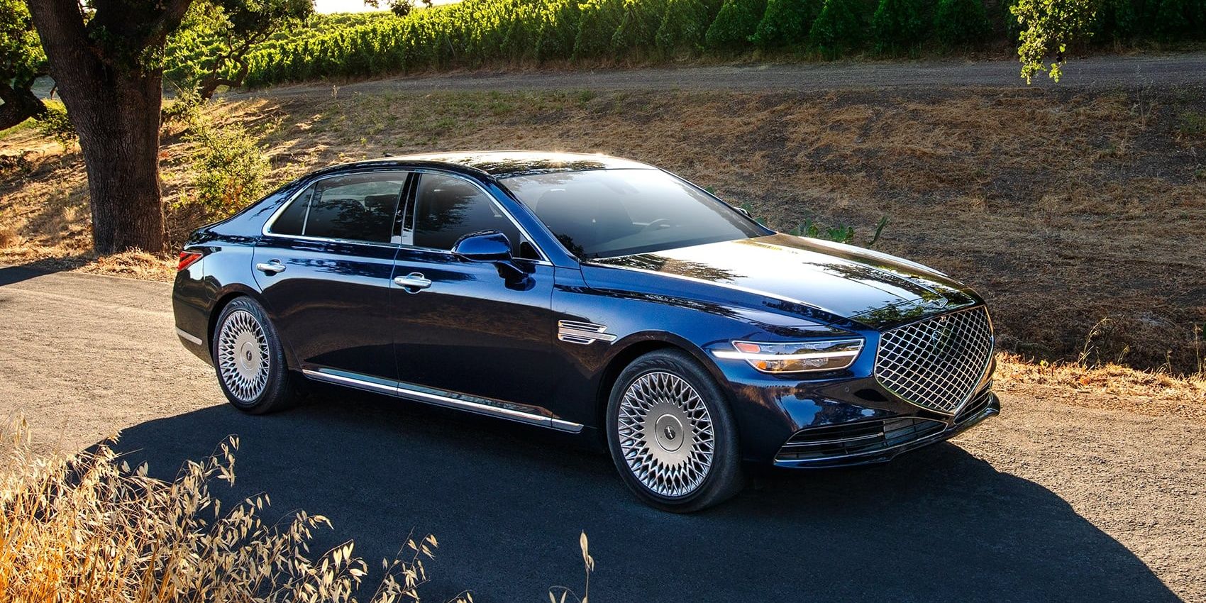 2021 Genesis G90 2 Cropped