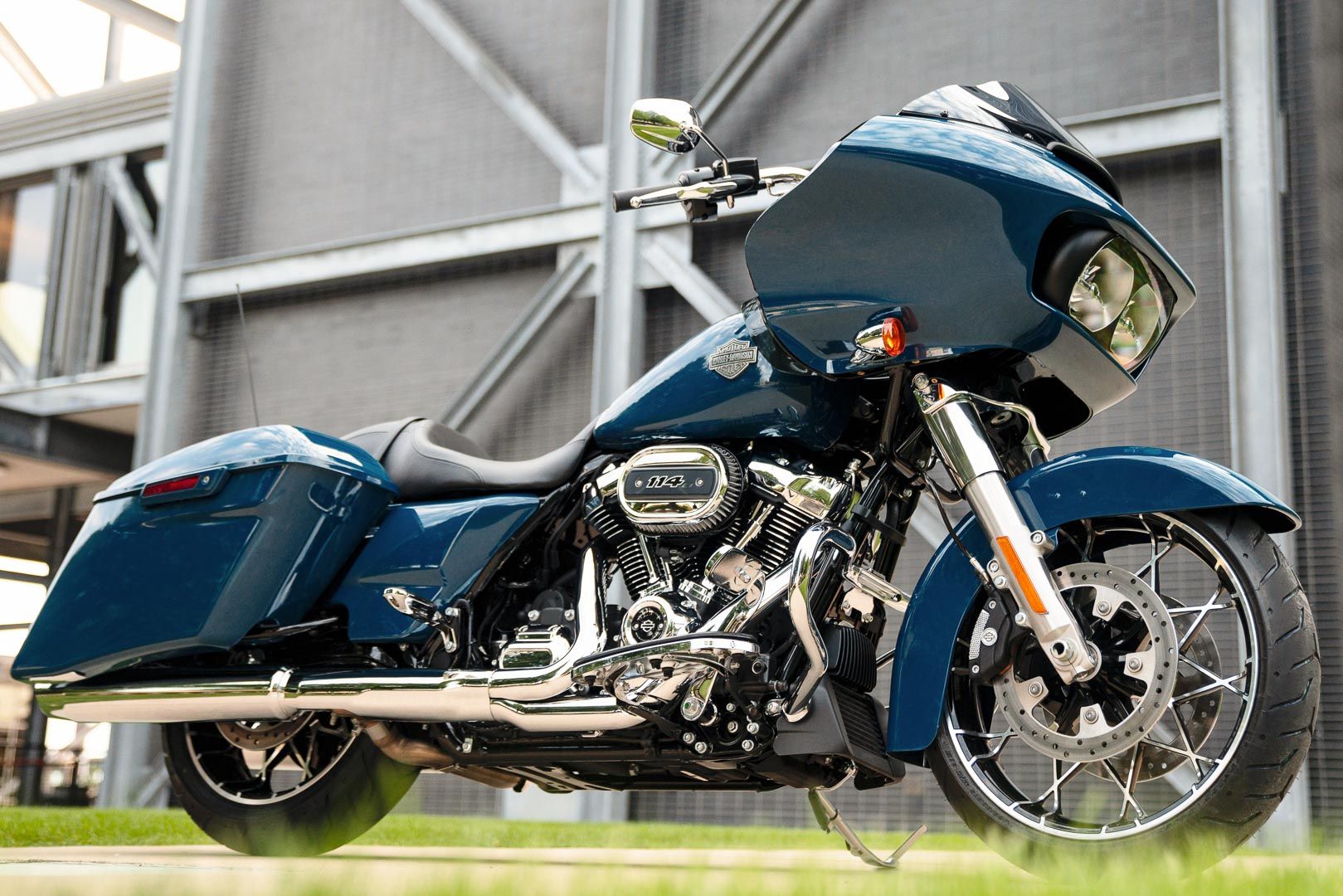 Harley road deals glide 2021