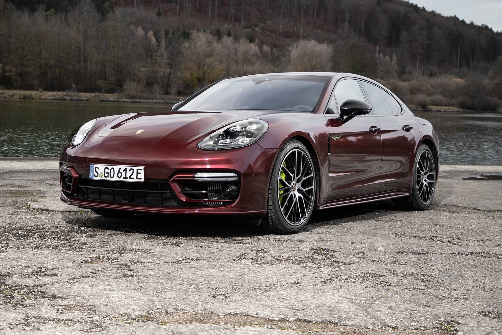 2021 Porsche Panamera 4S Hybrid: Sports coupe ready for speed, able to chill.