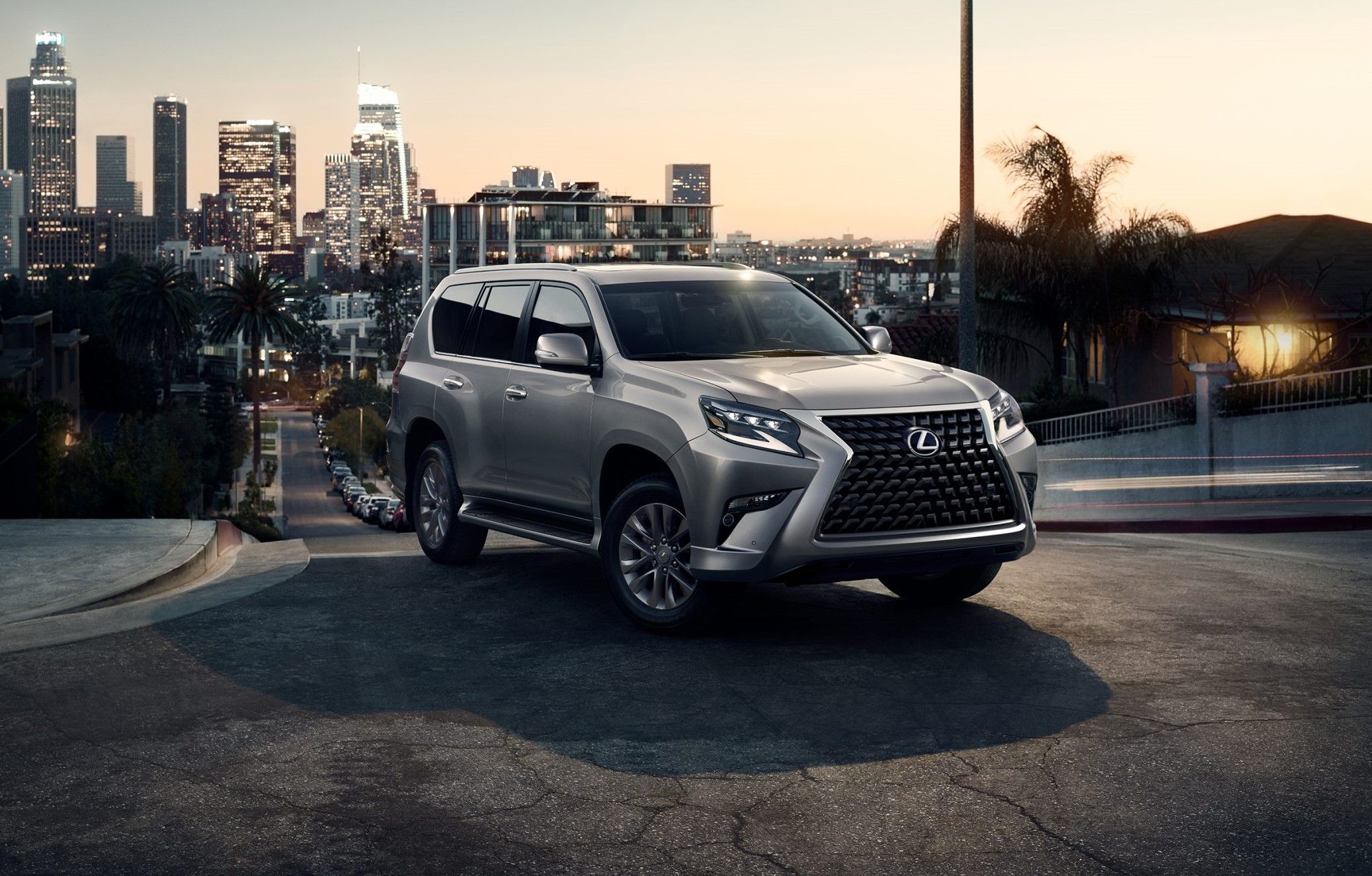 The 2022 Lexus GX parked on the road. 