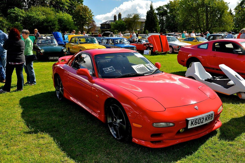 Here's What We Love About Mazda RX7 FD