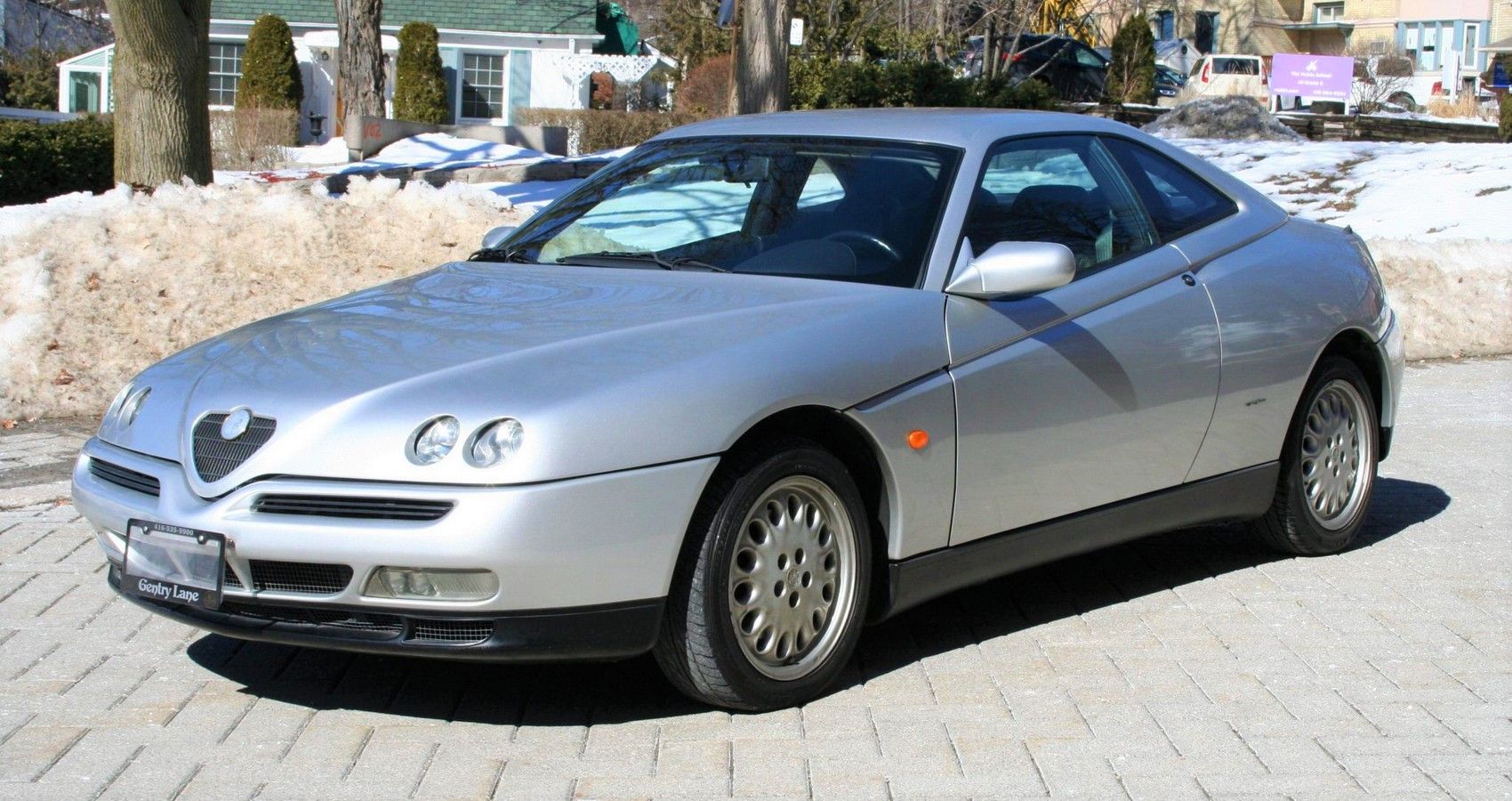 Alfa Romeo GTV - Front