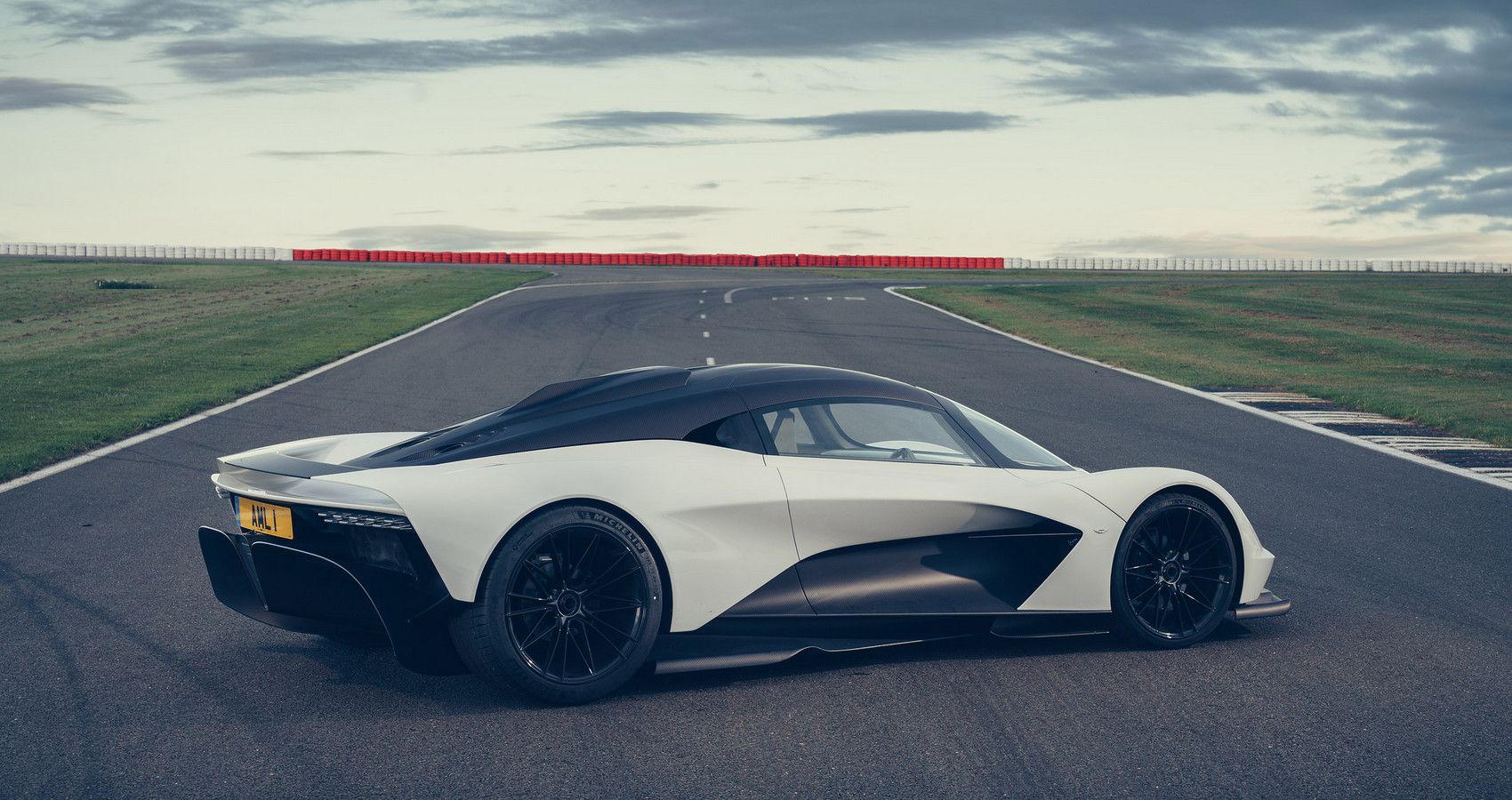 Aston Martin Valhalla - Rear