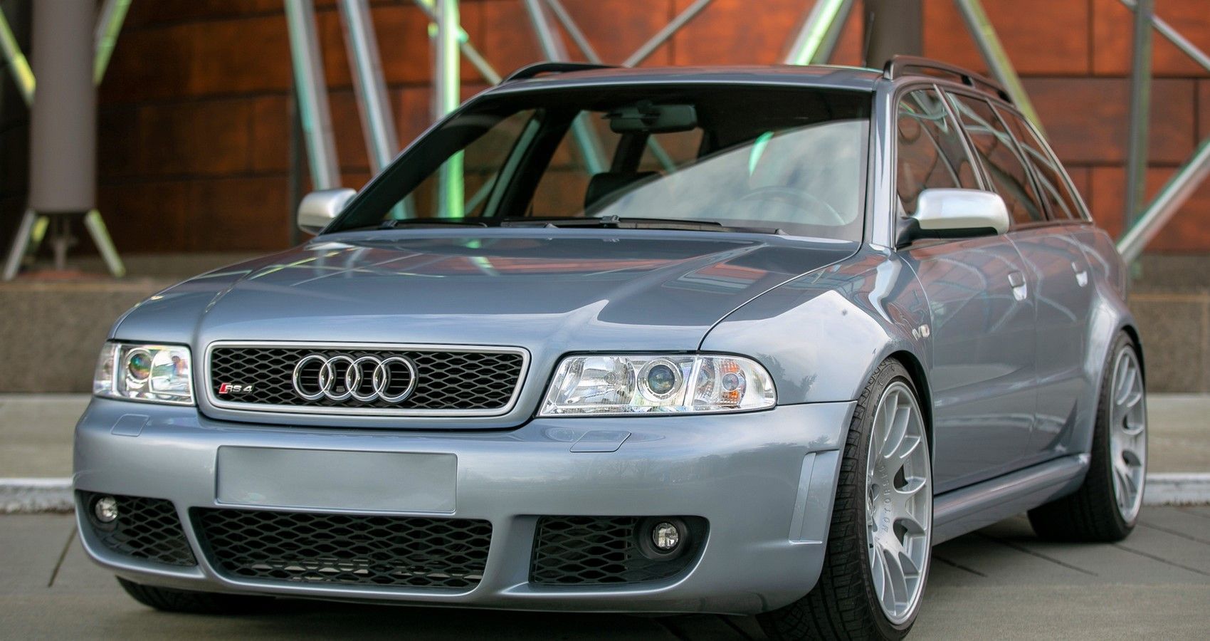 Audi RS4 B5 - Front