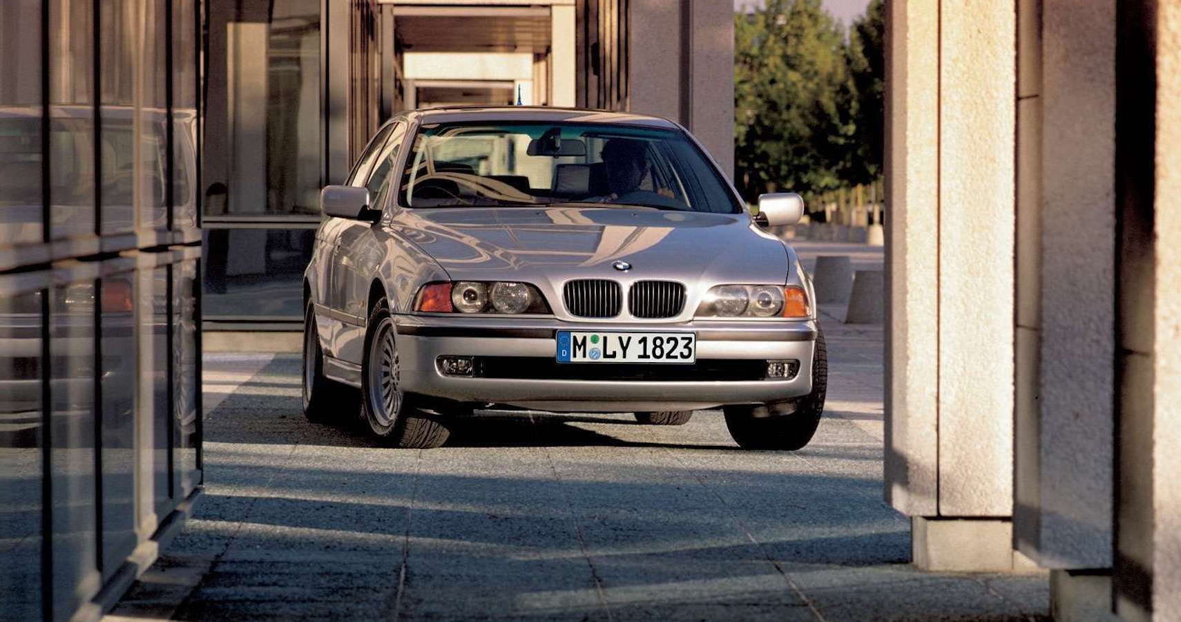 BMW 540i E39: Costs, Facts, And Figures