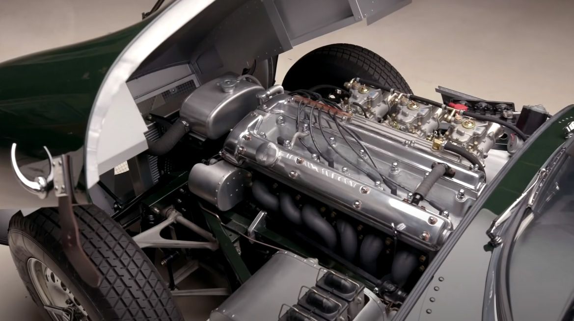 Black Jaguar XKSS replica engine