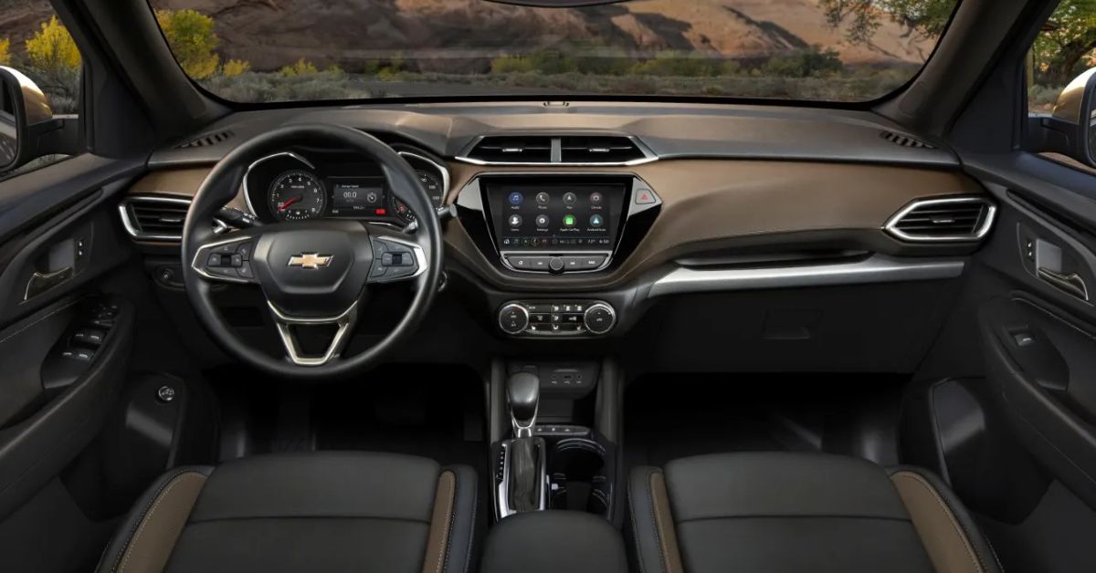 Chevrolet Activ interior