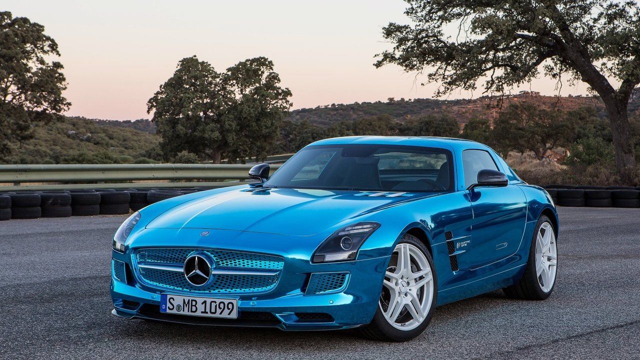 Mercedes-Benz-SLS_AMG_Coupe_Electric_Drive-2014-1280-02