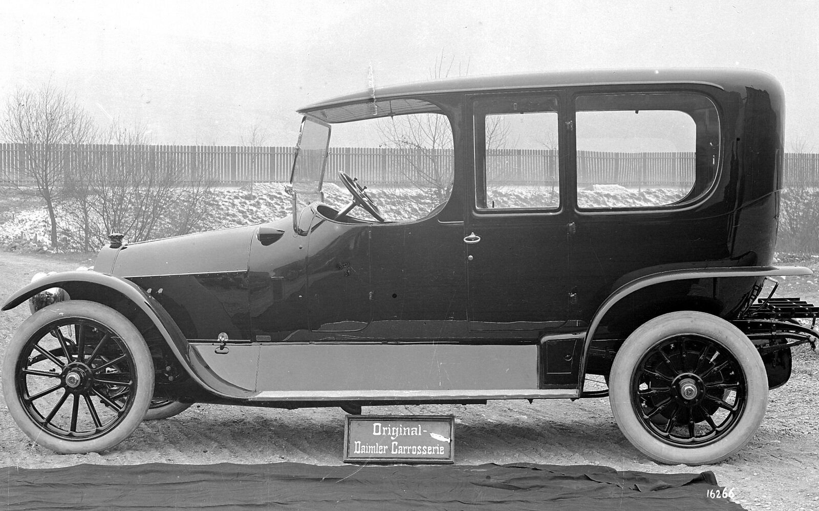 Mercedes-Knight 16:50 Via Mercedez-Benz Classic Archives