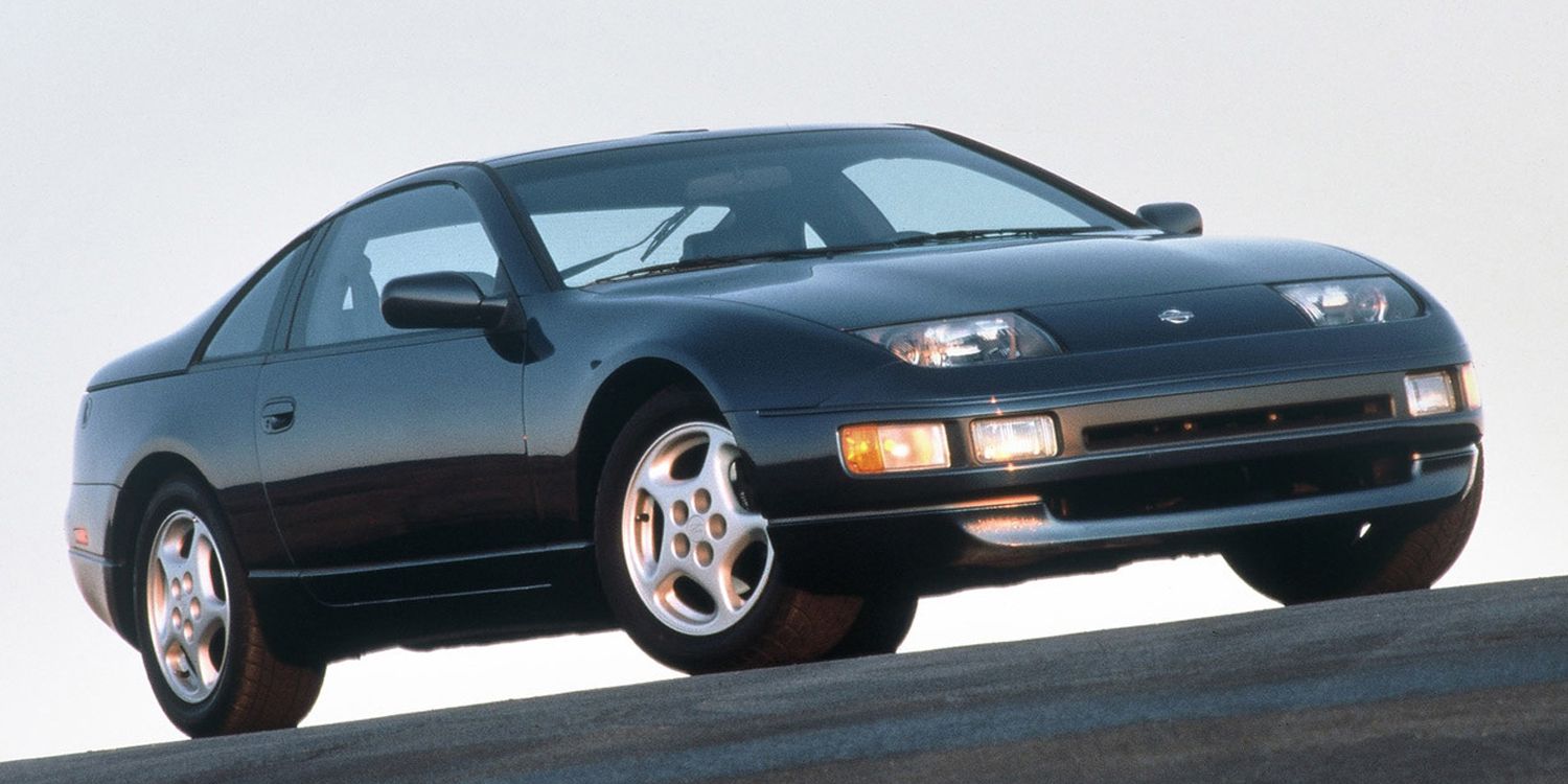 Front 3/4 view of a black 300ZX